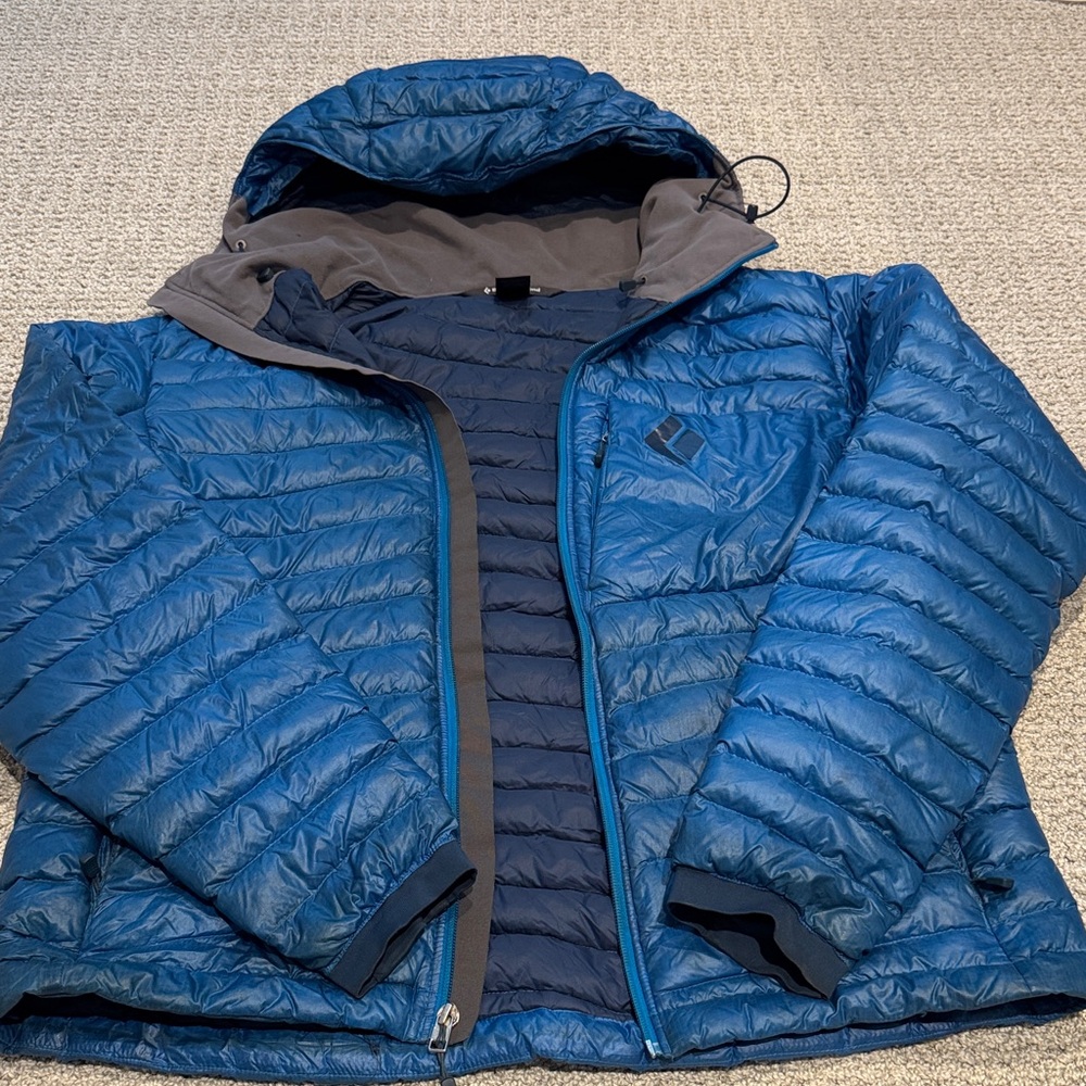 Black Diamond Men's Blue Quilted Puffer Jacket